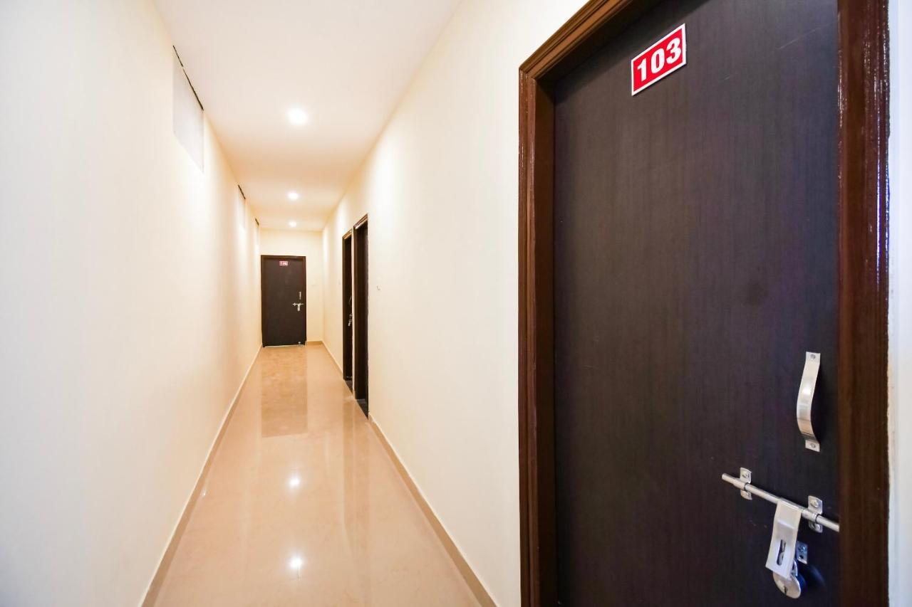 Rāipur Oyo Flagship 45586 Hotel Airport Inn מראה חיצוני תמונה