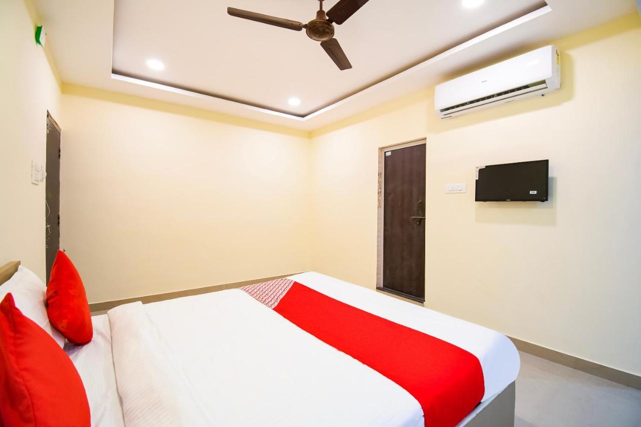 Rāipur Oyo Flagship 45586 Hotel Airport Inn מראה חיצוני תמונה
